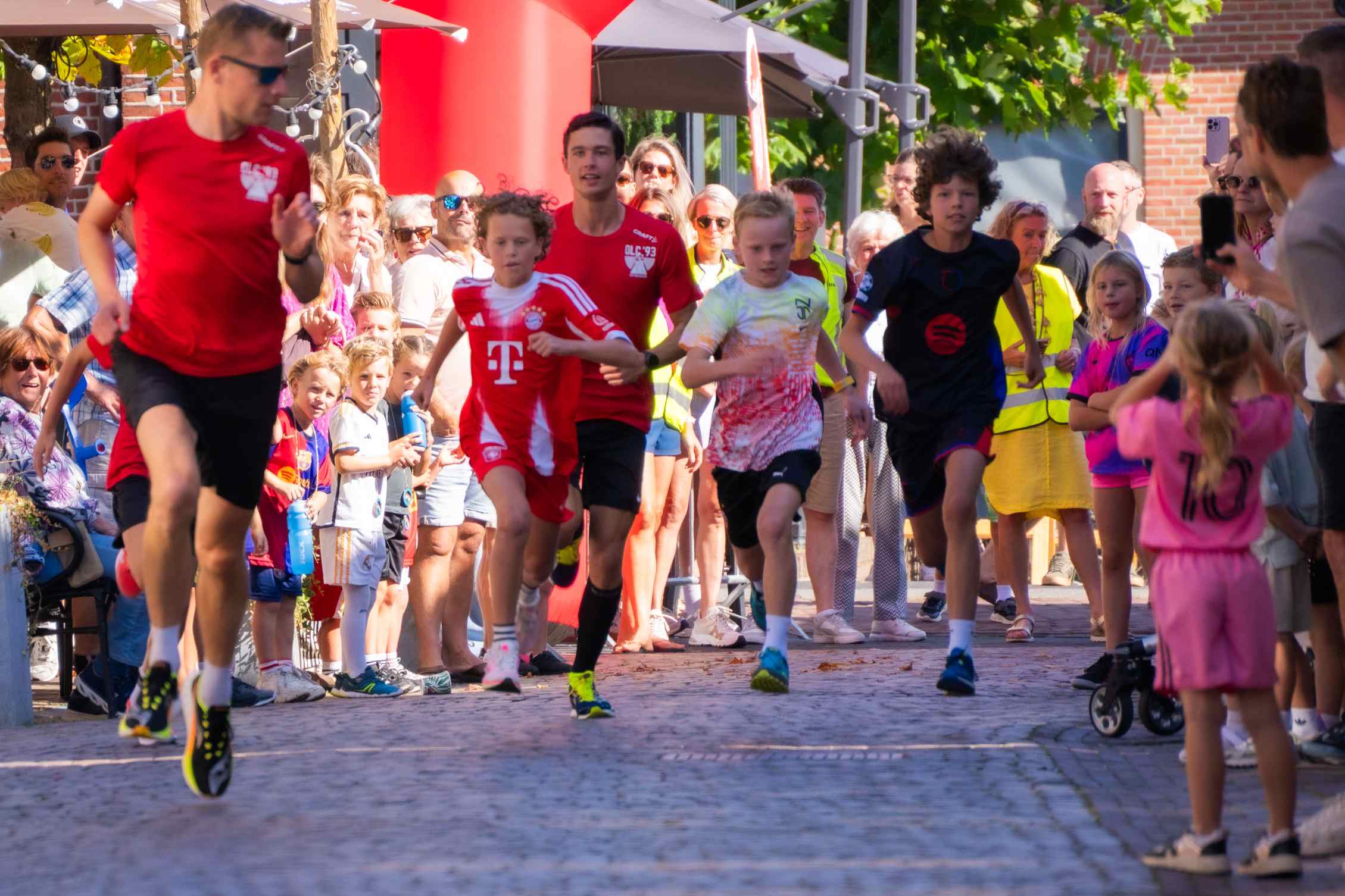 Foto's Glazen huis - OLC KidsRun 2025