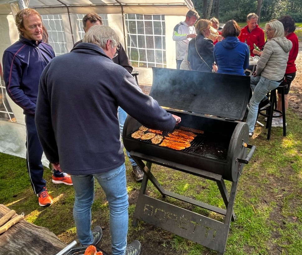 Uitnodiging pinksterbarbecue